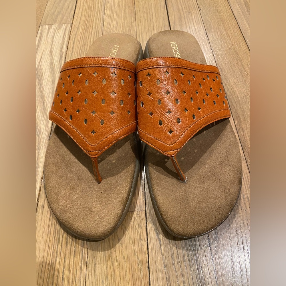 Aerosoles Womans Orange Slides Tongue Sandals Size 9 1/2